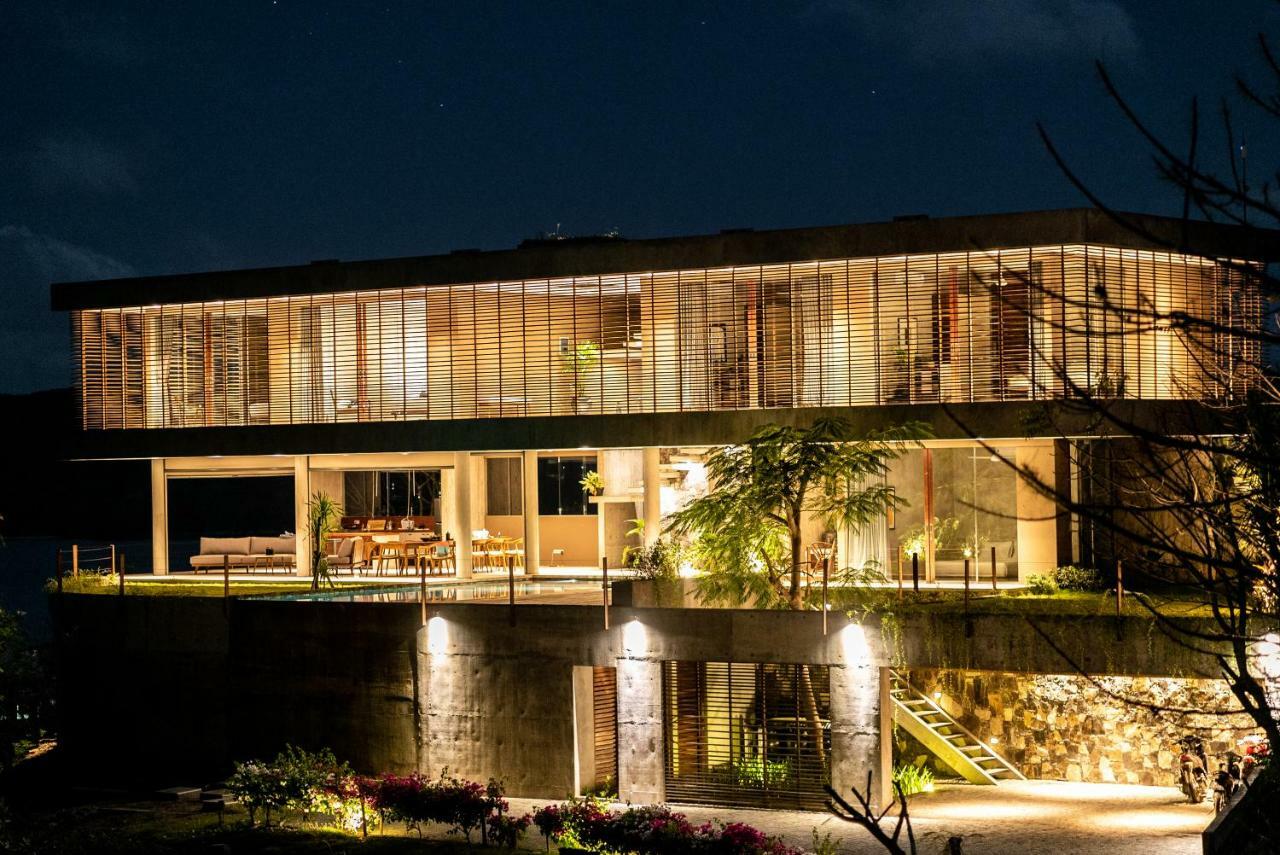 Villa Strata Kuta  Exteriör bild
